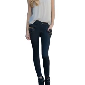 NWT Yelete Black Faux denim skinny jeggings active wear Size S/M